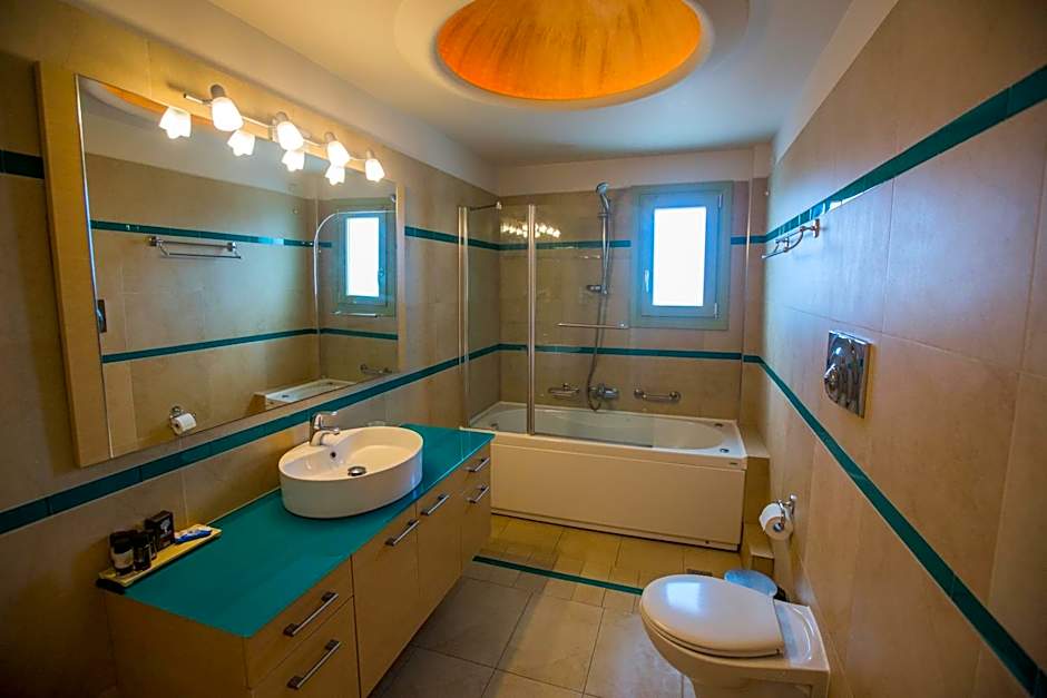 Anassa Deluxe Suites