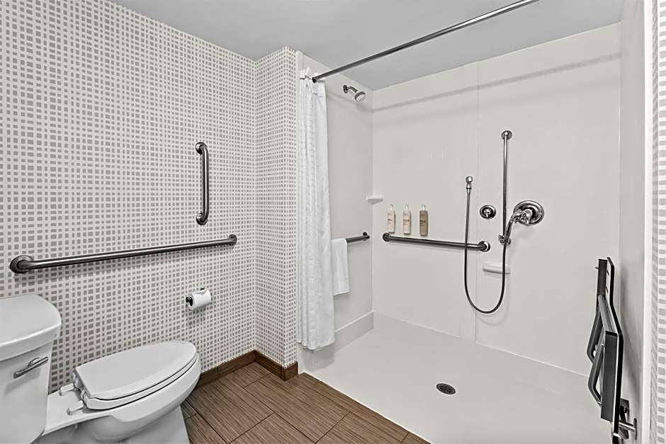 Hampton Inn & Suites Philadelphia/Bensalem