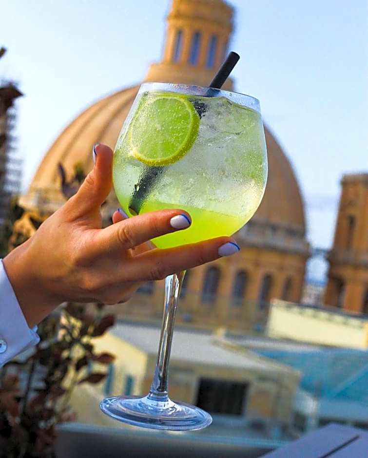 The Manoel Hotel