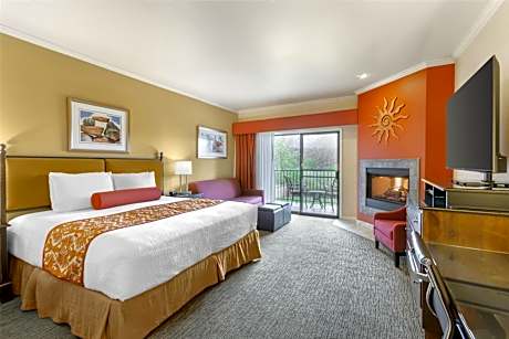 King Room with Sofa Bed