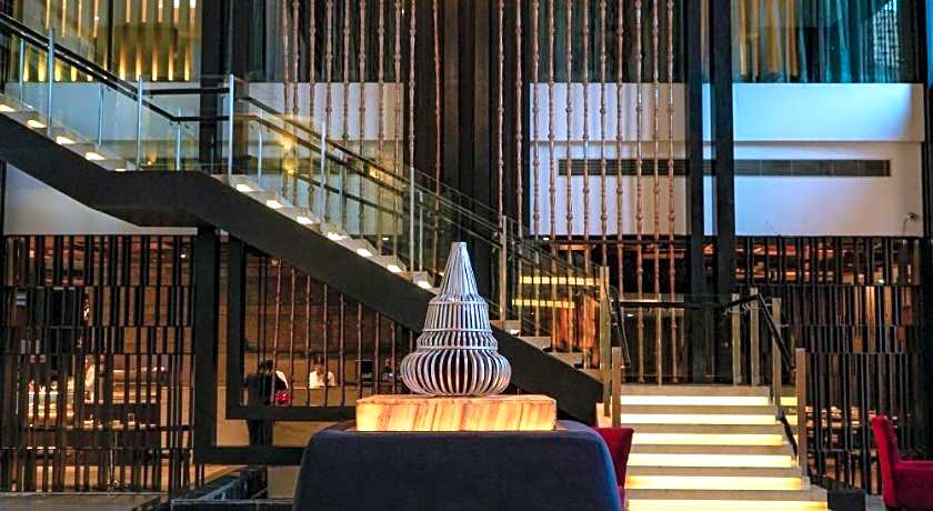 Courtyard by Marriott Gurugram Downtown