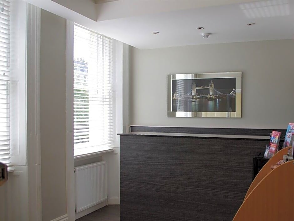 Belmont & Astoria Hotel