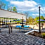 DoubleTree by Hilton South Charlotte Tyvola