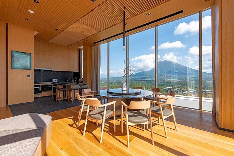 Skye Niseko