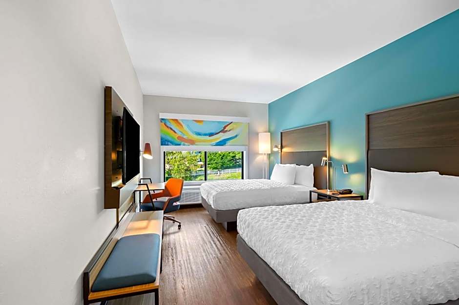 Tru by Hilton Lexington