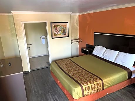Rivera Inn & Suites Motel