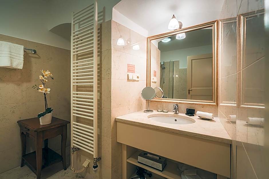 Appia Hotel Residences