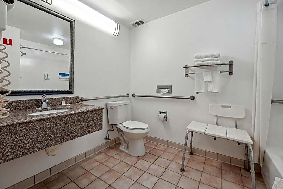 Quality Inn & Suites Dawsonville