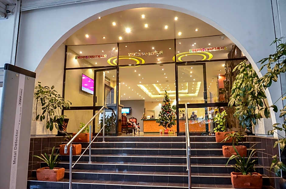 Best Western Plus Meridian Hotel