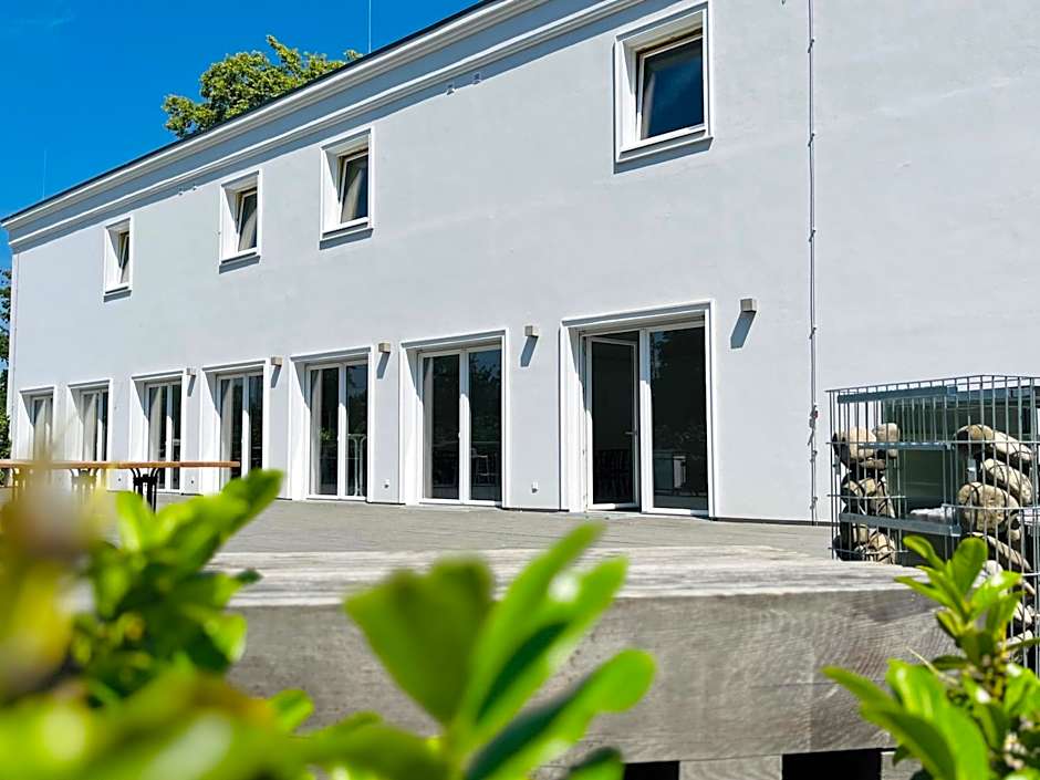 Stuckhotel Fettehenne