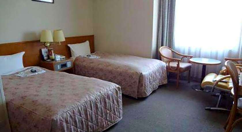 Pearl Hotel Ota