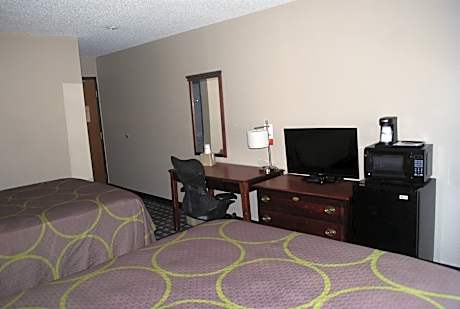 Queen Room with Two Queen Beds - Smoking