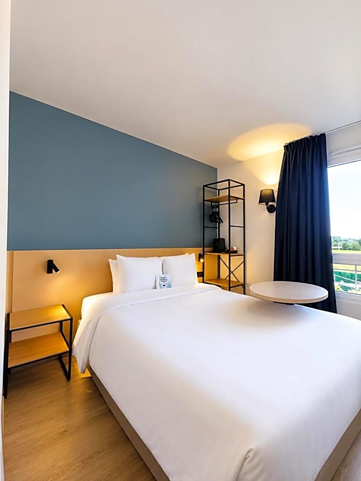 Kyriad Hotel La Fleche