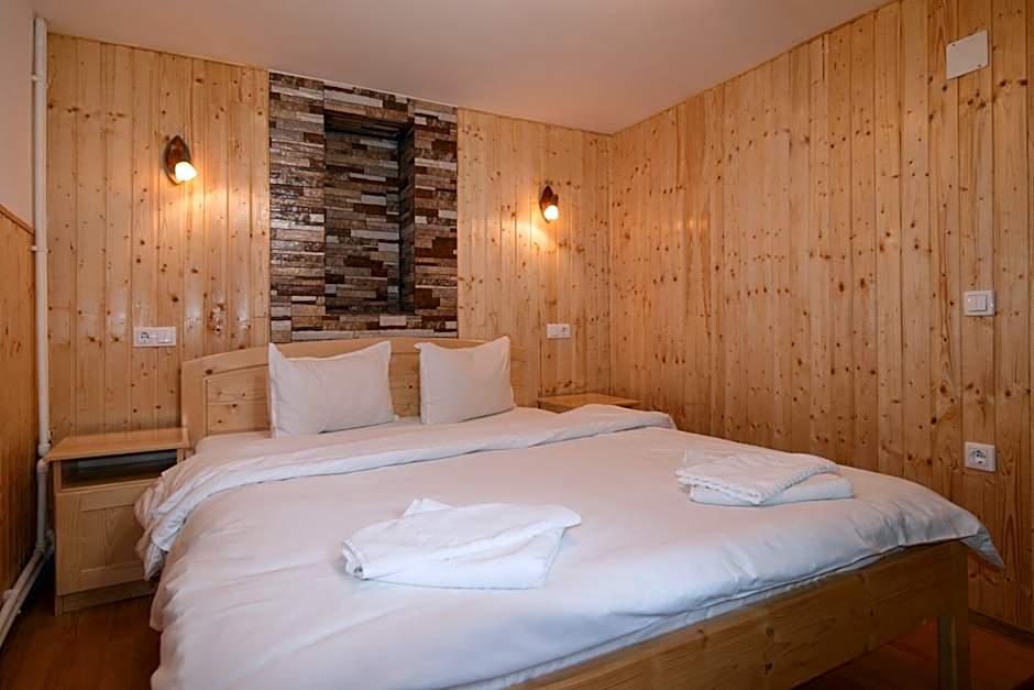 Centrul de Echitatie Poiana Brasov