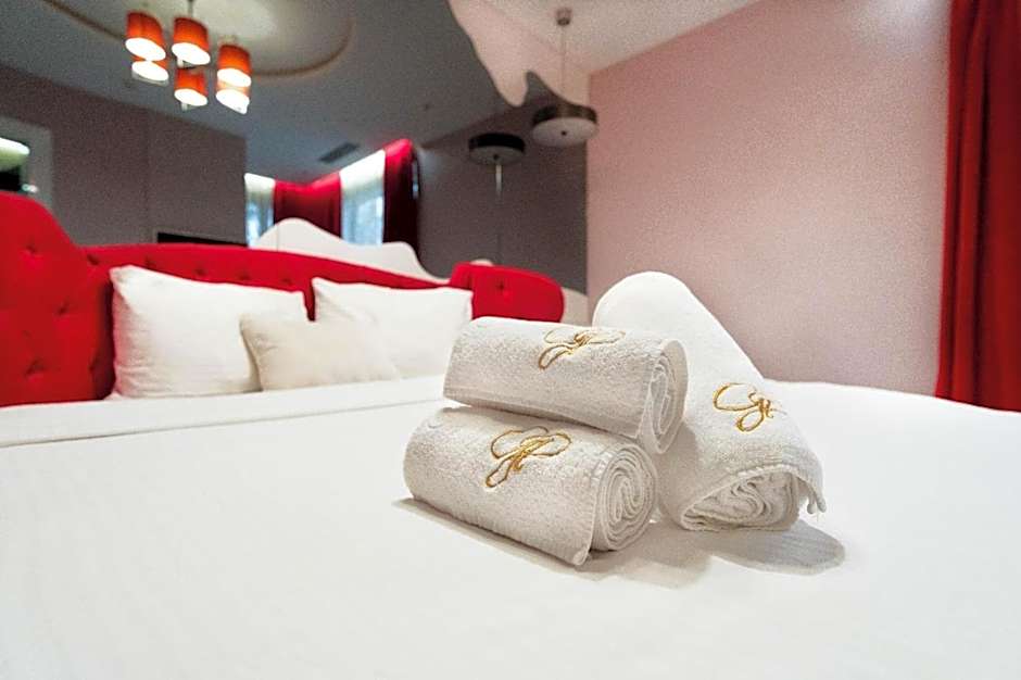 Golden Pars Hotel