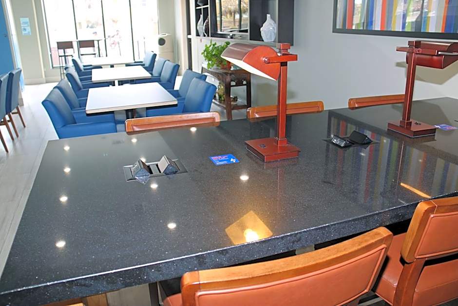 Holiday Inn Express & Suites South Padre Island By IHG