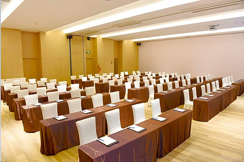 Holiday Inn Express Suzhou Zhouzhuang Ancient Town By IHG