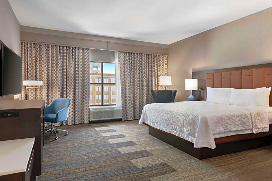 Hampton Inn By Hilton Suites Kansas City Downtown Crossroads
