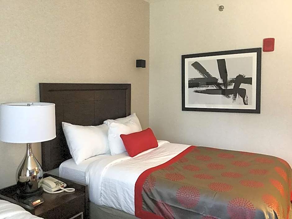 Ramada by Wyndham Bronx Terminal