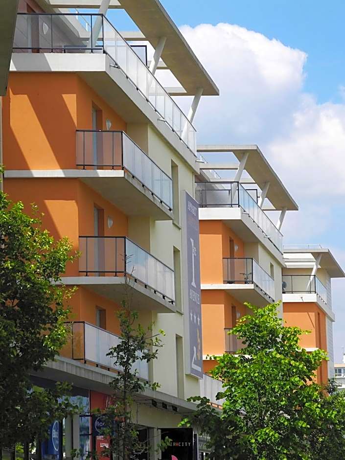 Villa Val Senart 1ere Avenue