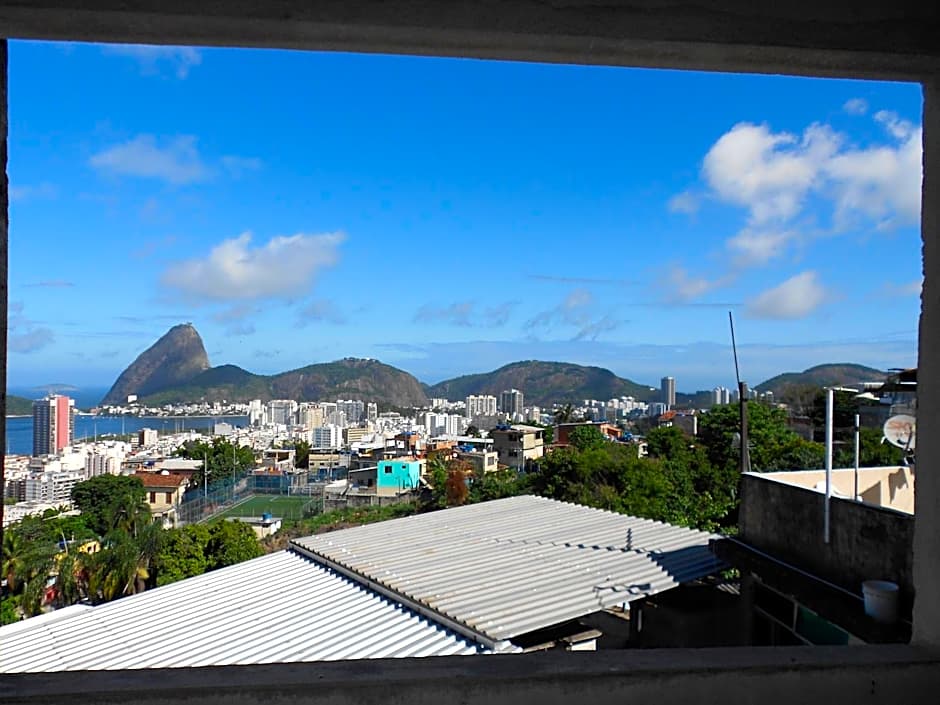 Hostel Tavares Bastos