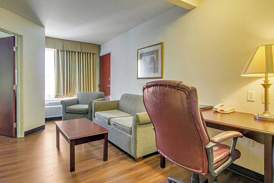 Mainstay Suites Texas Medical Center/Reliant Park
