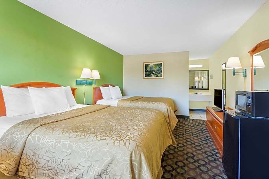 Economy Inn By OYO Ashburn