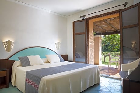 Superior Double or Twin Room with Garden View