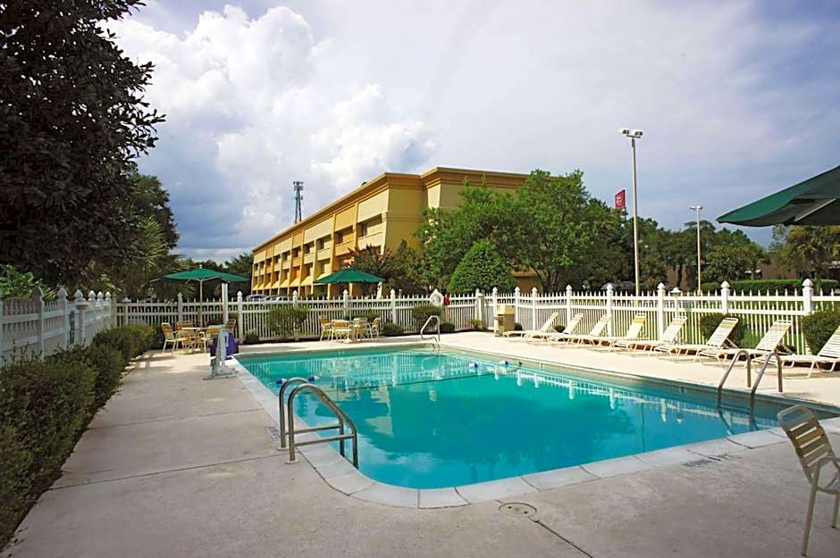 Wingate by Wyndham Brunswick GA / I-95