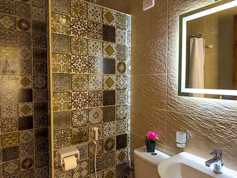 Royal Crown Hotel Giza Pyramids View