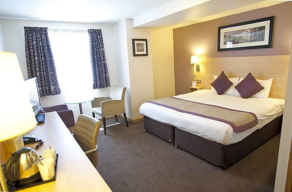 Shore View Hotel