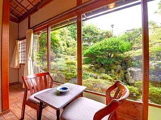 Mitsugonin Temple