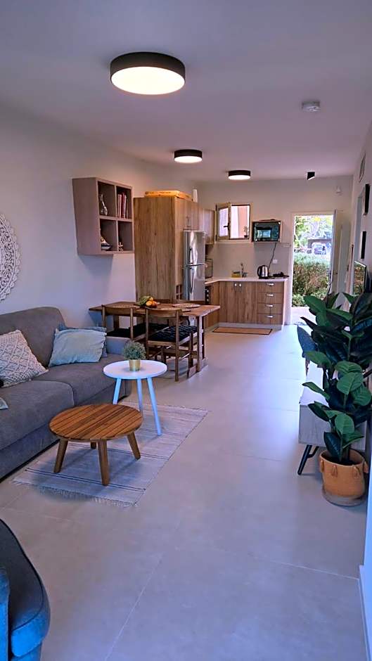 Neot Golf Caesarea Garden Apartment