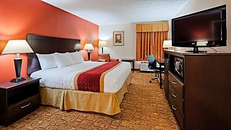 1 King Bed Non-Smoking Microwave And Refrigerator Wi-Fi Full Breakfast