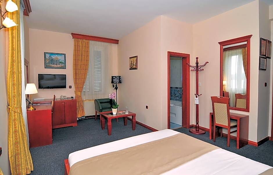 Hotel Montenegrino