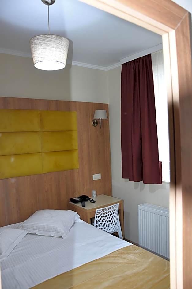 Sun Hotel