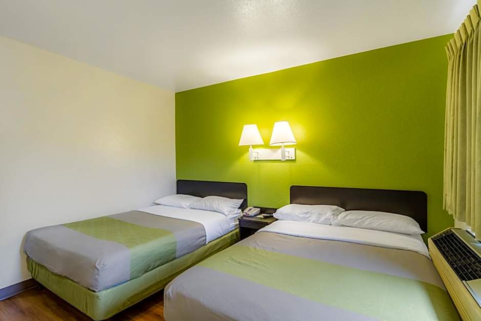 Motel 6-Green Bay, WI