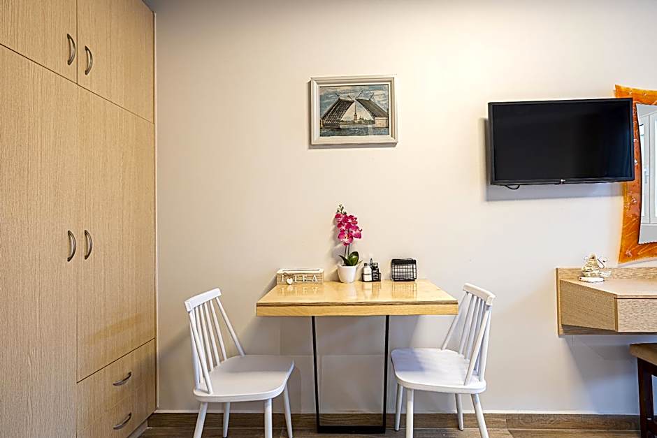 Akrogiali Apartments