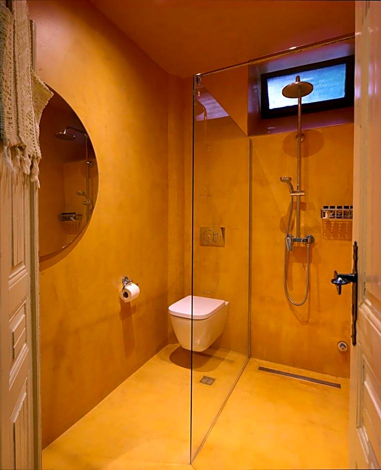 Sto Roloi Island Houses