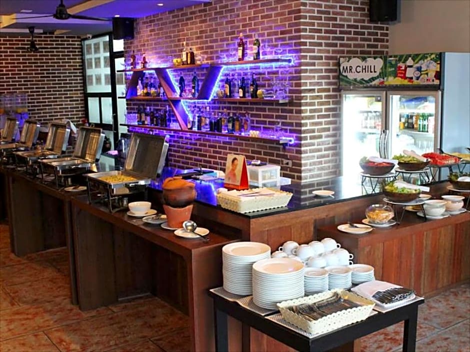 Easy Planet Phuket Patong