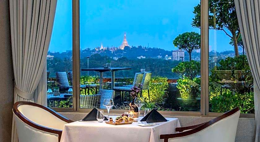 Novotel Yangon Max