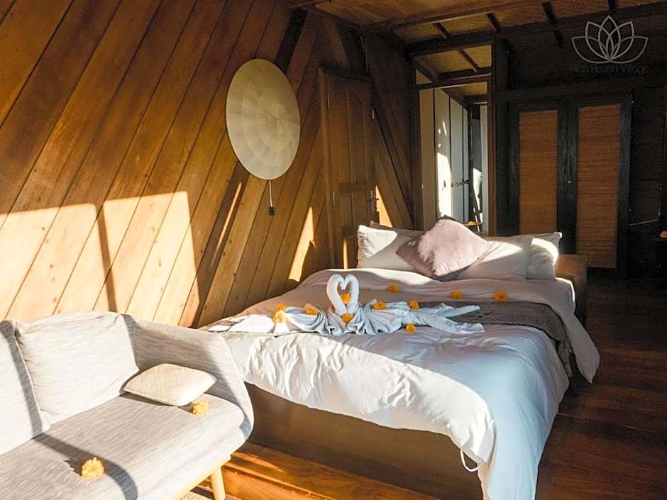 Village Above the Clouds - Desa Atas Awan Eco-boutique Hotel
