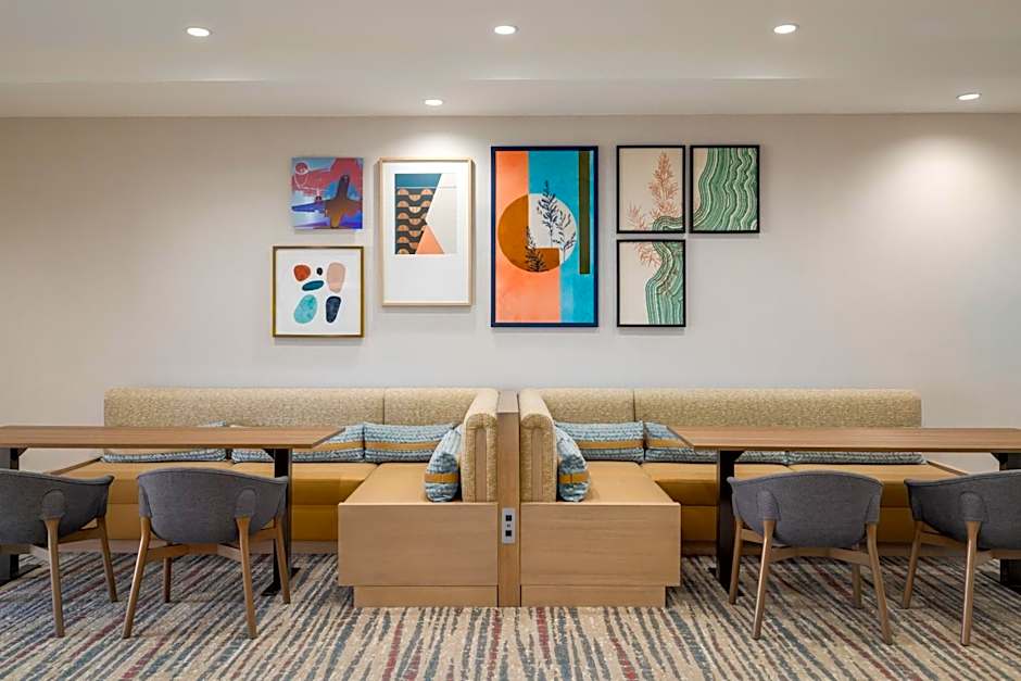 Homewood Suites by Hilton Thornton Denver