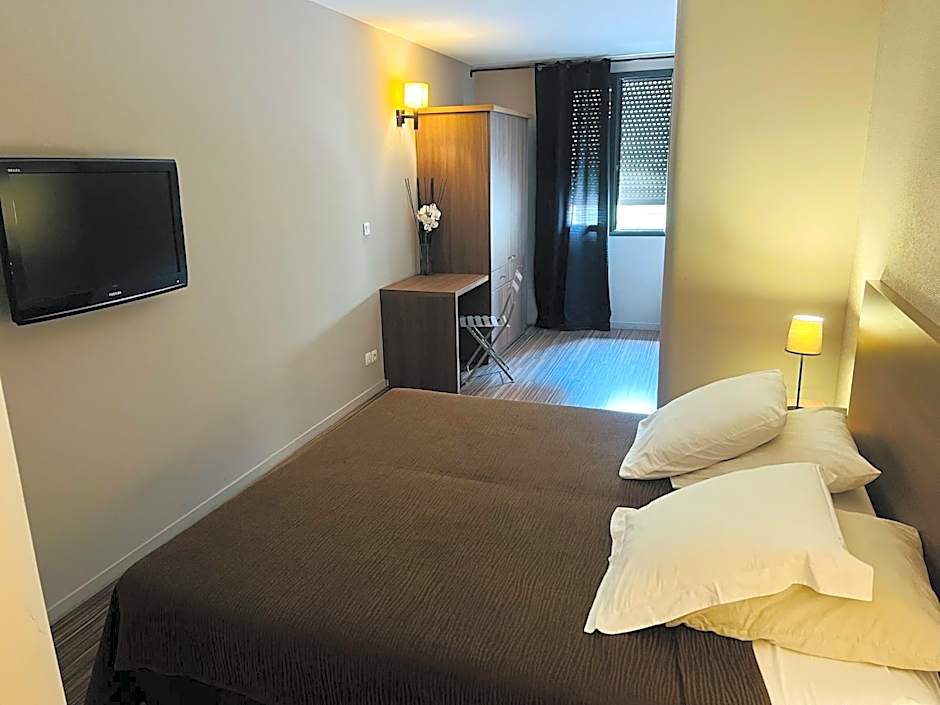 L'hotel De La Bourse À Bagnols-sur-ceze – Bagnols-sur-Cèze, GA