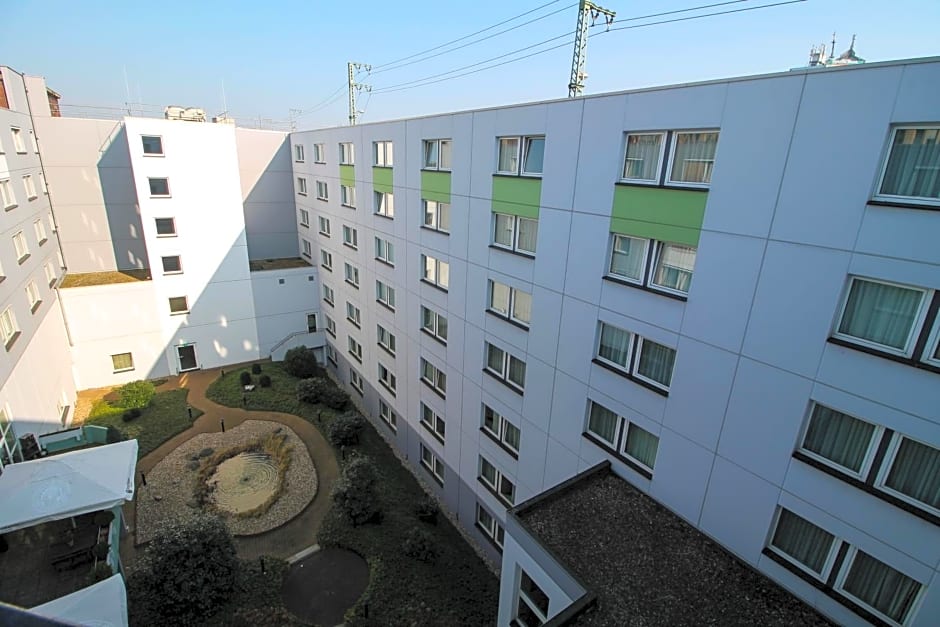 ibis Hotel Düsseldorf Hauptbahnhof