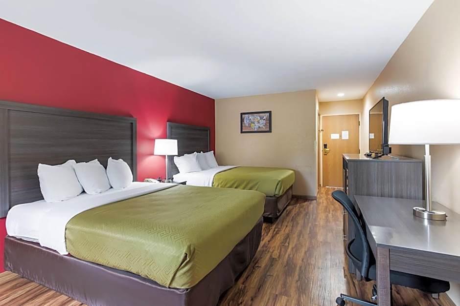 Econo Lodge Painted Post