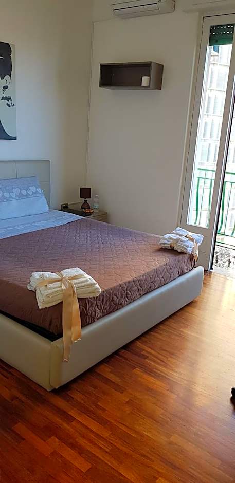 Blue Crystal NAPOLI ROOMS