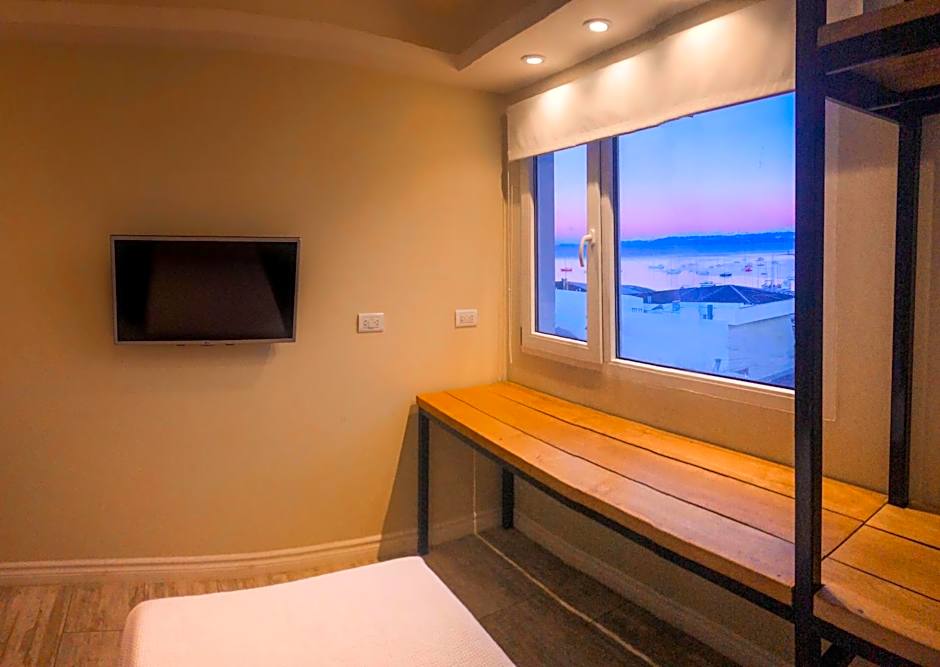 Photo 1 of 8 of 1 Double Bed or 2 Beds