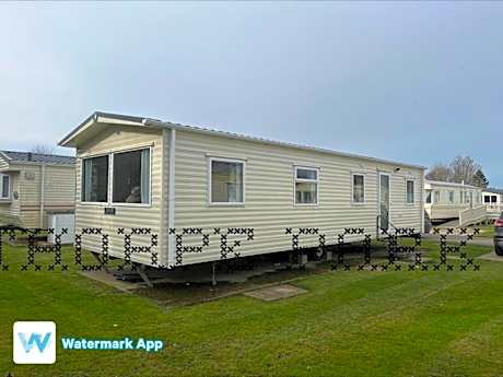 Caravan Holiday on Haven site