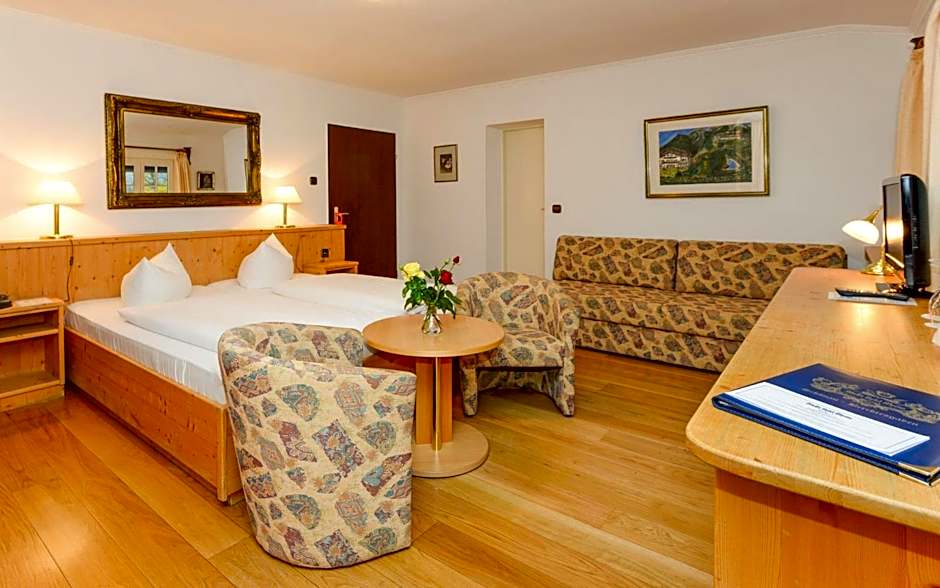 Stoll's Hotel Alpina